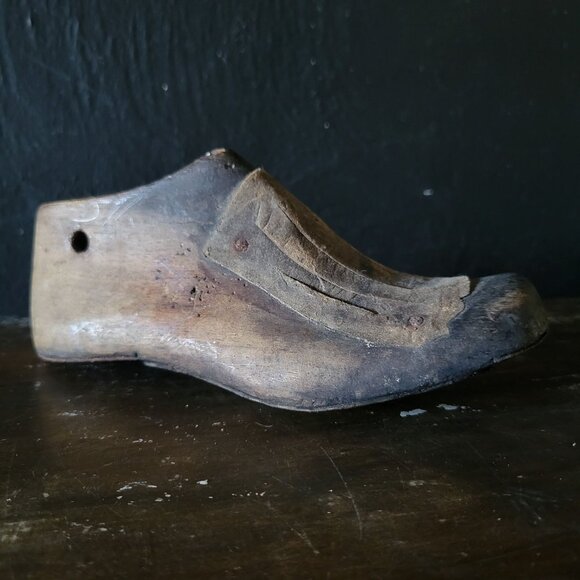 Antique Wooden Shoe Mold Cobblers Form, Child Shoe Form, Shabby Chic Decor - Picture 1 of 7